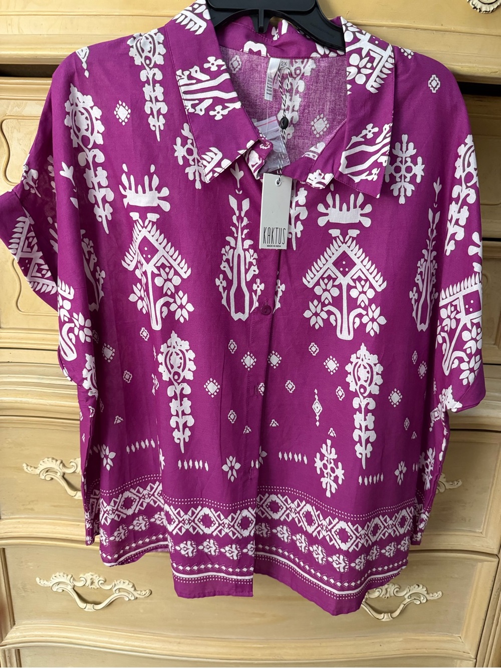 Kaktus Magenta & White Ethnic Print Button-Up Shirt
